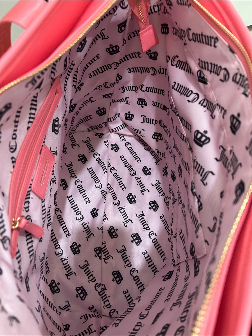 Juicy Couture Exclusive (NWT) Strawberry Festival Tote Bag - Picture 12 of 14